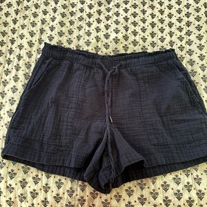 Gap gauze shorts